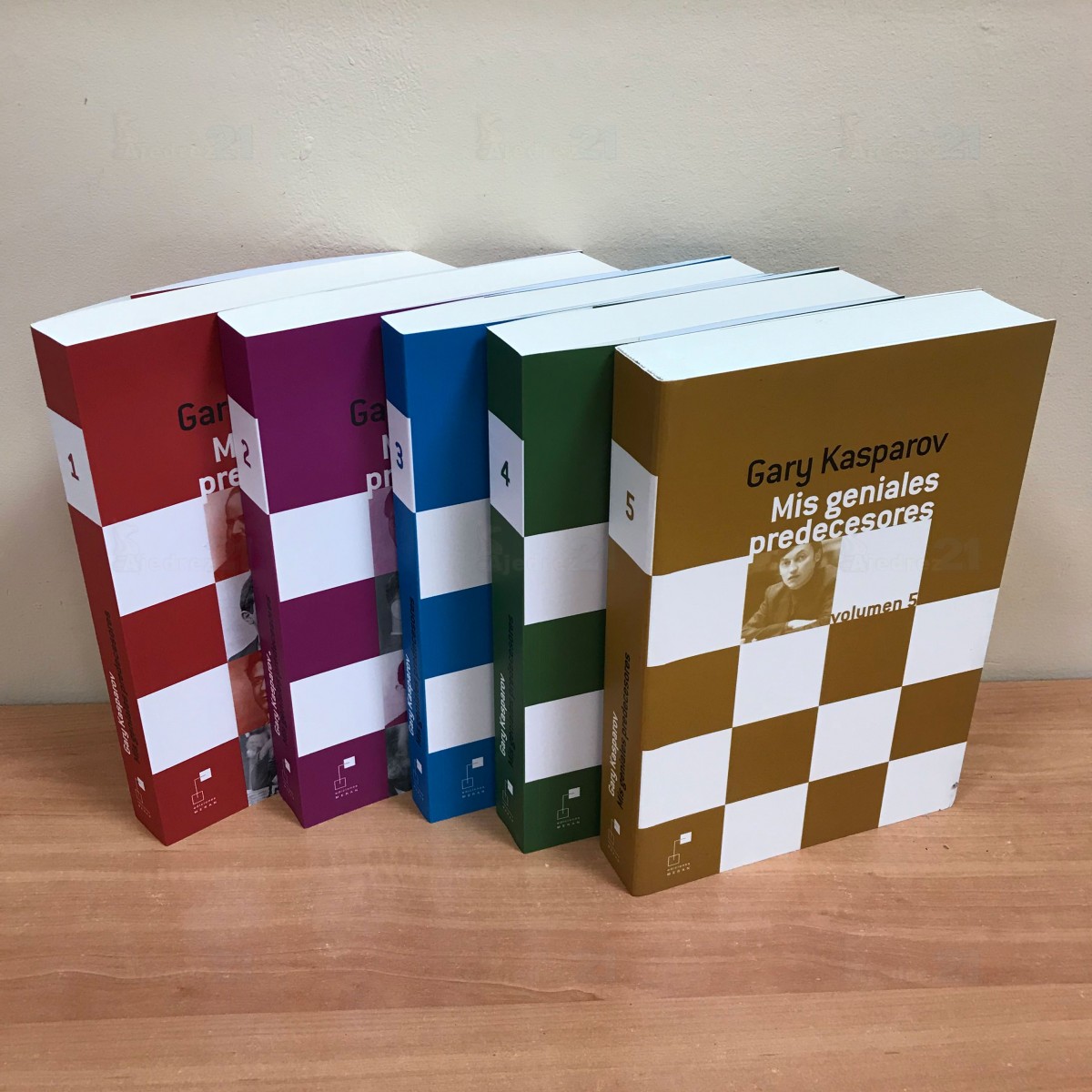 Colección Mis Geniales Predecesores – Ajedrez 21