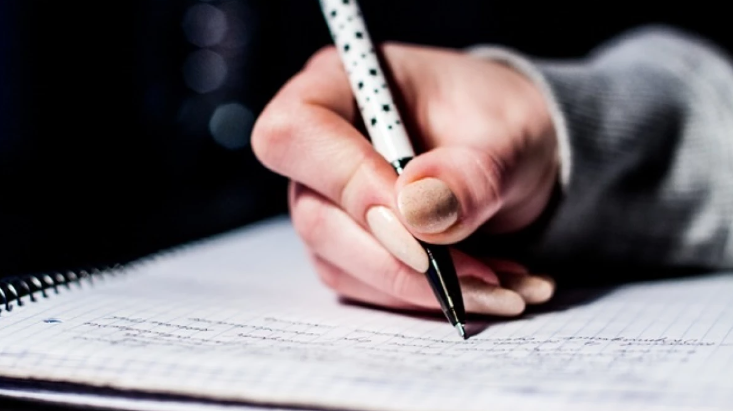 Letras Colectivas - Diferencia entre poesía y prosa - Literatura