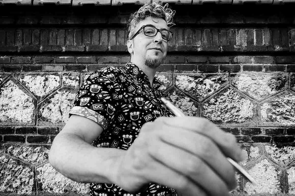 Reseña de Tinta y fuego de Benito Olmo