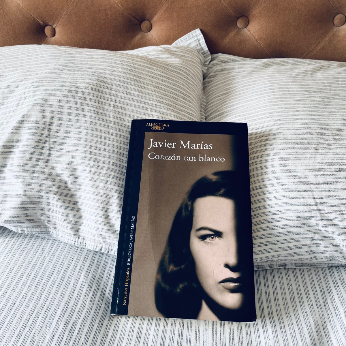 Reseña de Corazón tan blanco de Javier Marías – Leer es vivir dos veces