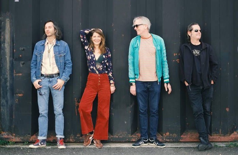 Te presentamos al grupo Thee ELIAM con su primer álbum