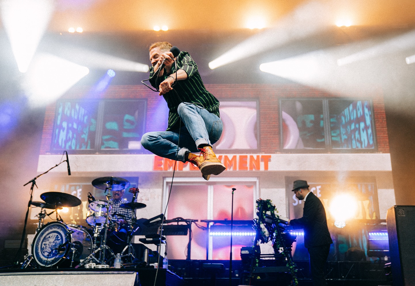 «De Lucy Dacus a TV on the Radio: Los artistas que no puedes perderte en Corona Capital 2025»