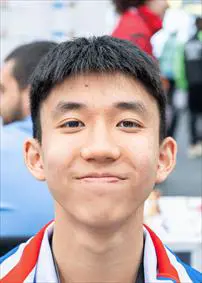 Jugador de 1975 ELO hace tablas con el GM Ding Liren 1