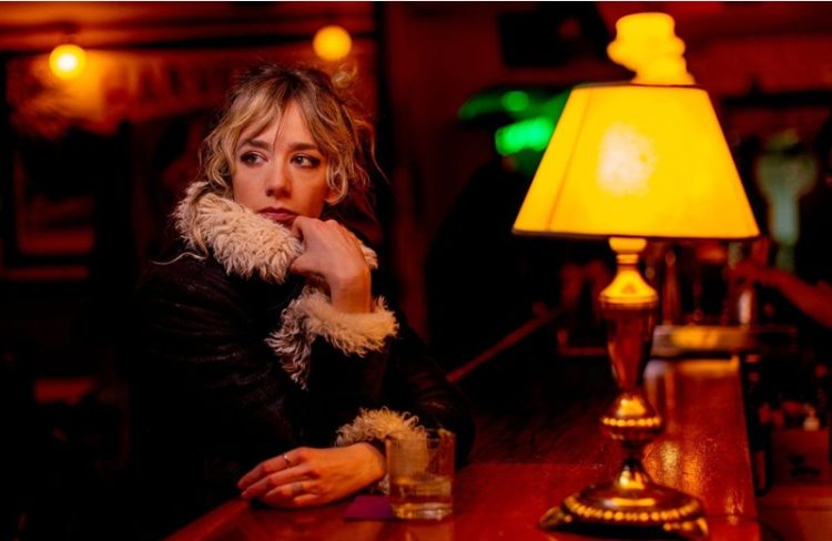 Juana Everett publica un nuevo sencillo