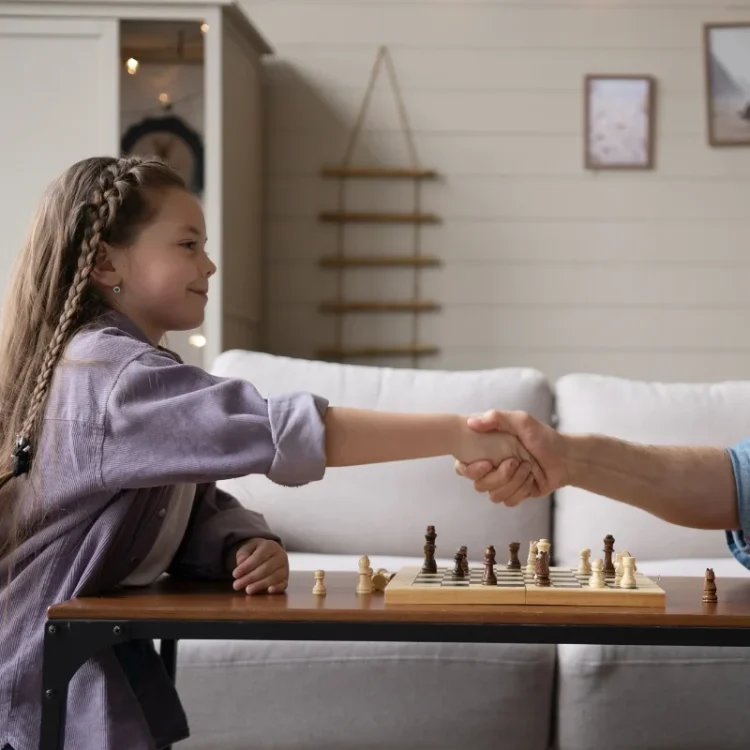 Clases de ajedrez que sorprenden a los padres