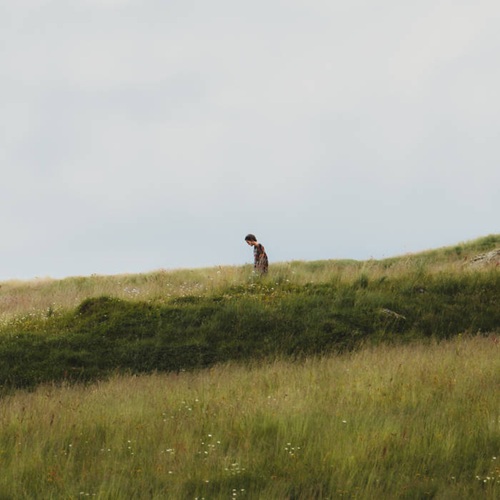 Ariadna Veas portada Bajo Tierra