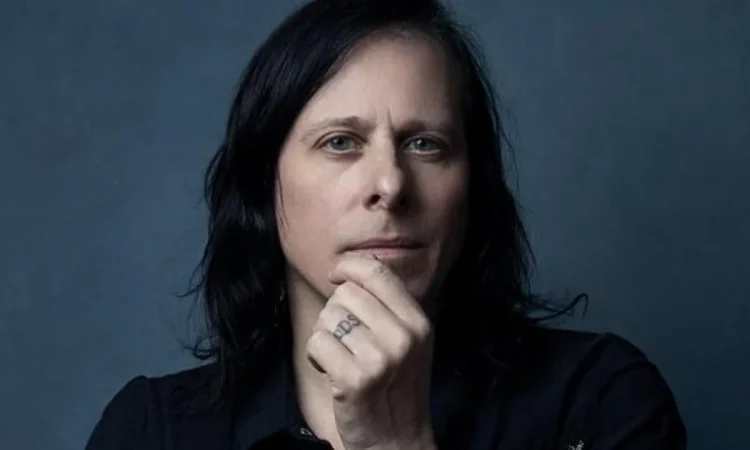 Ken Stringfellow pide ayuda a sus fans para tratarse el cáncer
