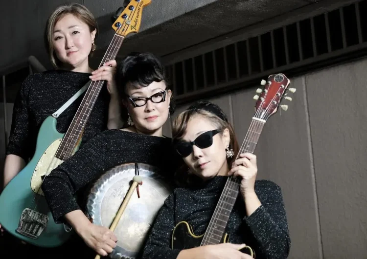 The 5.6.7.8’s, el tsunami japones se aproxima