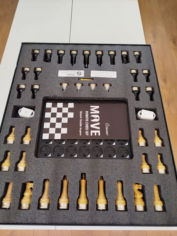 Contenido de la caja del Chessnut Move